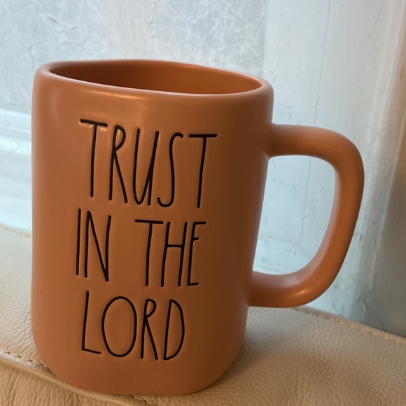 Fun Shape Cup! - Picture 2 of 3